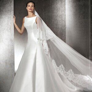 La Sposa by Pronovias Wedding Dress